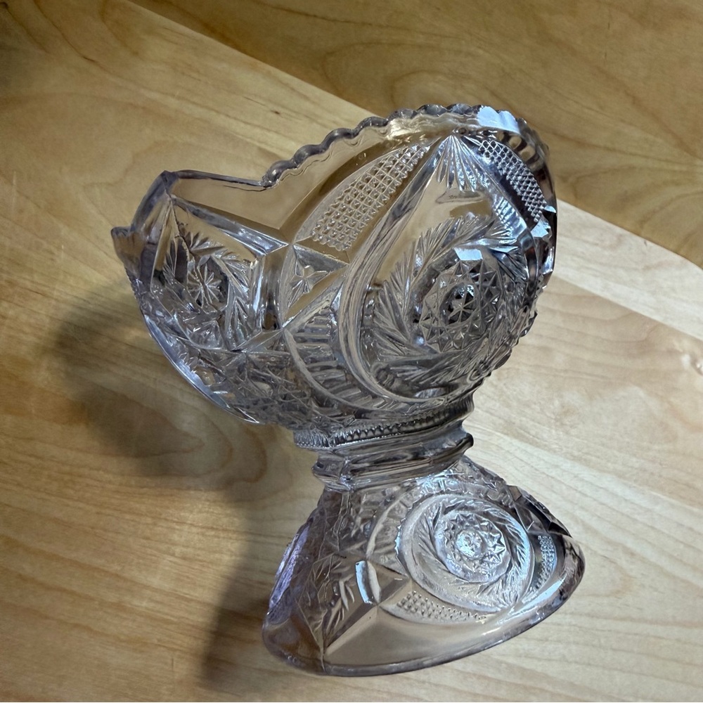 Antique US Glass Comet 15101 Whirligig Buzz Star Miniature Child Punch Bowl